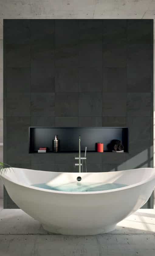 Installation d'une niche de salle de bain Alba 12X48 noire